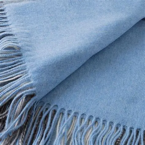 Cashmere blend blankets for hotels